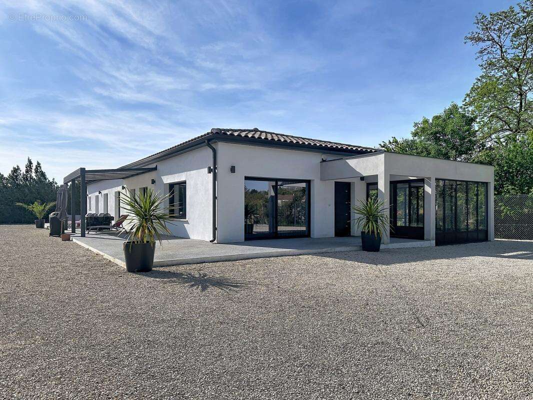 Maison à CABANNES