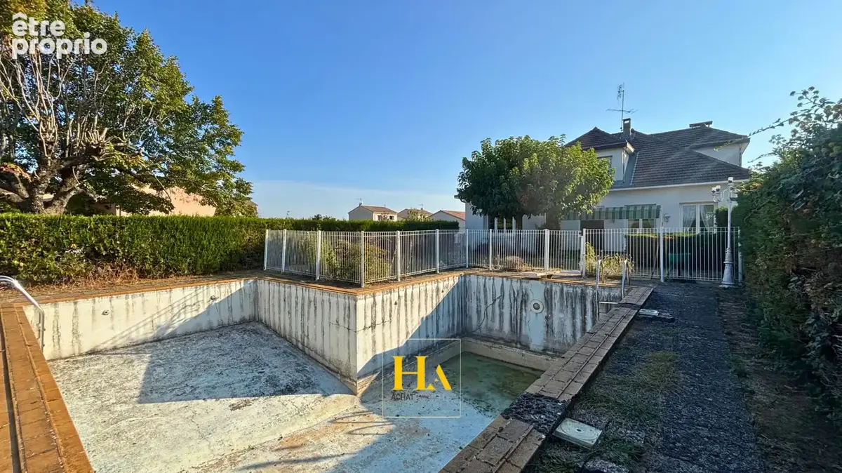 Maison Mours Saint Eusèbe 7 pièces 147 m2 - photo 4