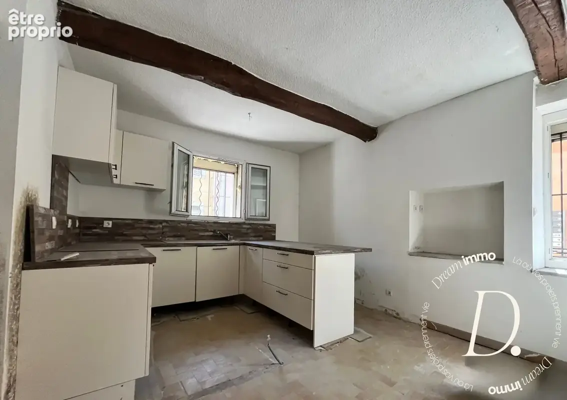 Appartement 2 pièces 35 m² à vendre à Cuers (83390) - photo 2