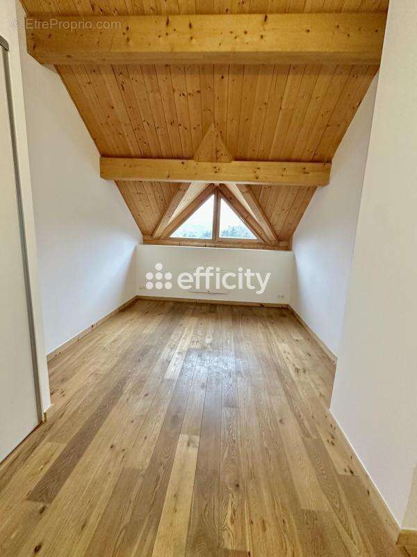 Appartement à SAINT-ETIENNE-DE-TINEE