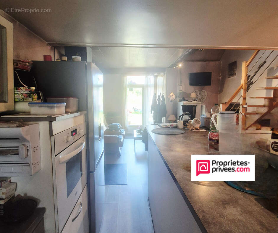 Maison à SAINT-GAL-SUR-SIOULE