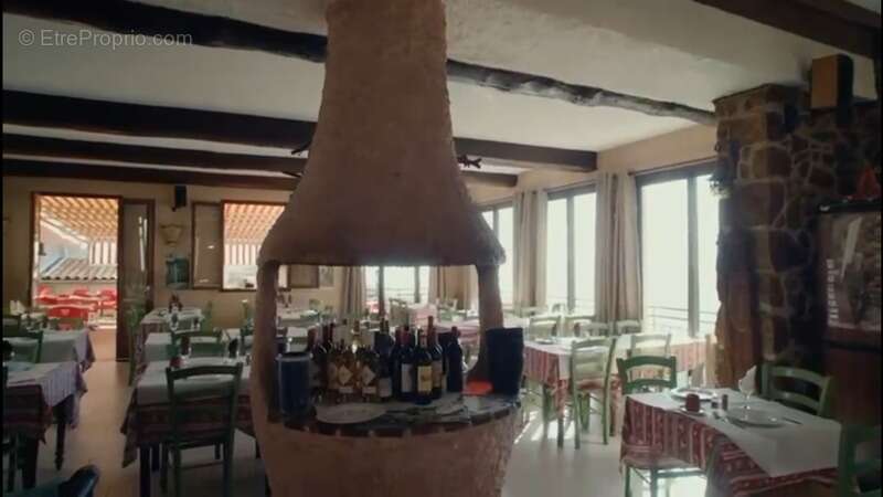 Commerce à SAINTE-AGNES