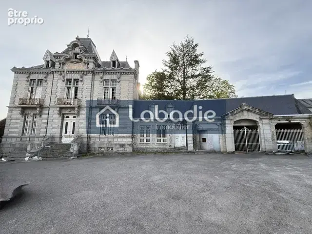 Maison à MORTAIN