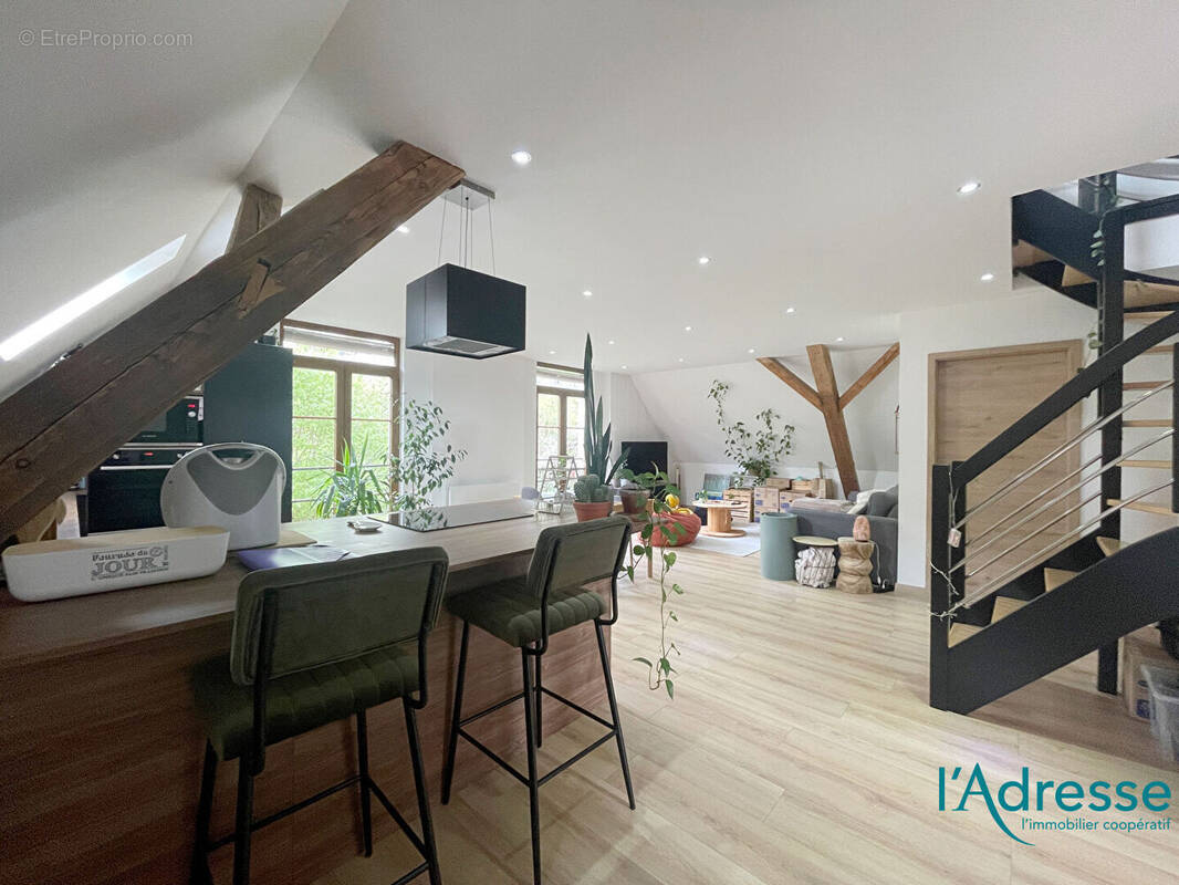Appartement à HUSSEREN-LES-CHATEAUX