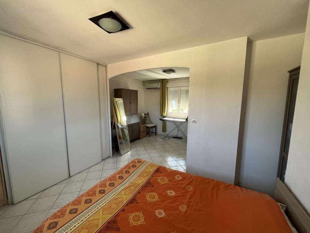 Maison à LA LONDE-LES-MAURES