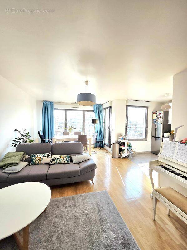 Appartement à NANTERRE