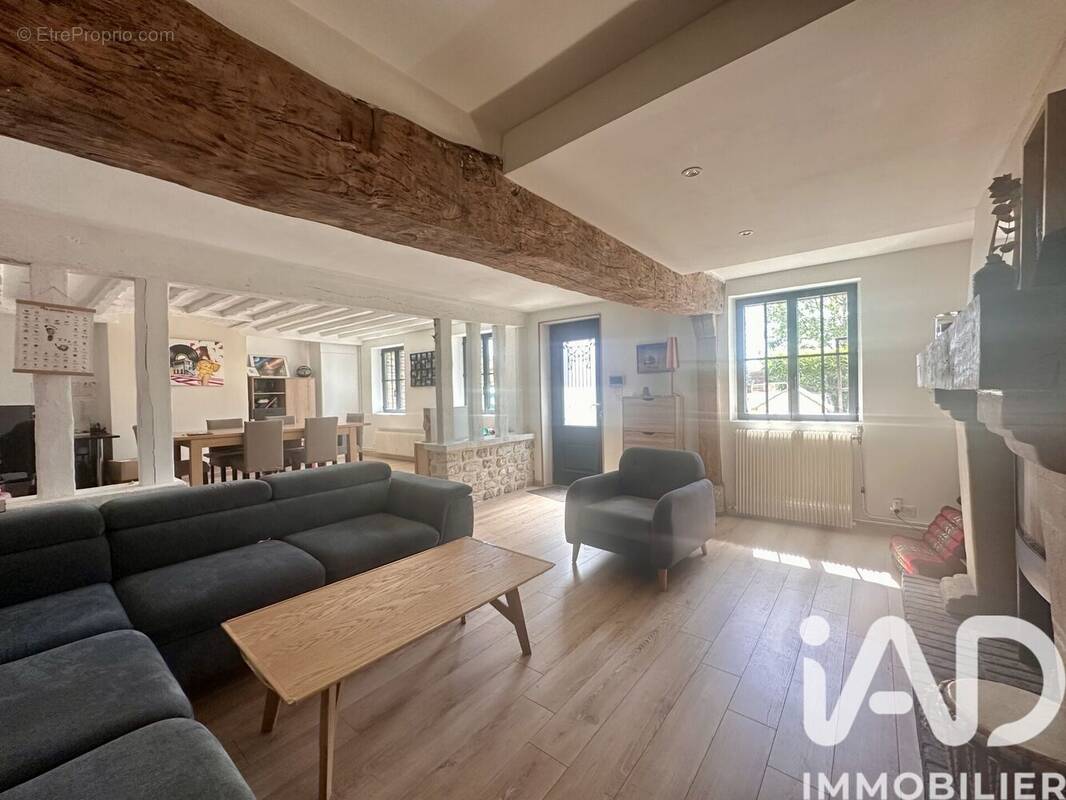 Photo 1 - Maison à CANTELEU