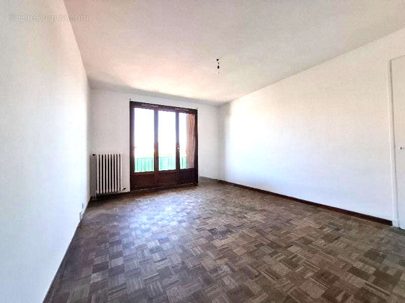 Appartement à MARSEILLE-13E