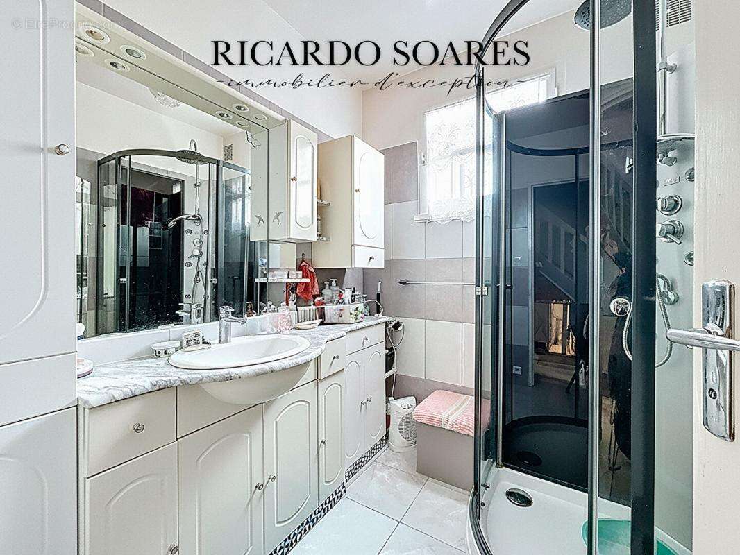 Maison à PONT-SAINTE-MAXENCE