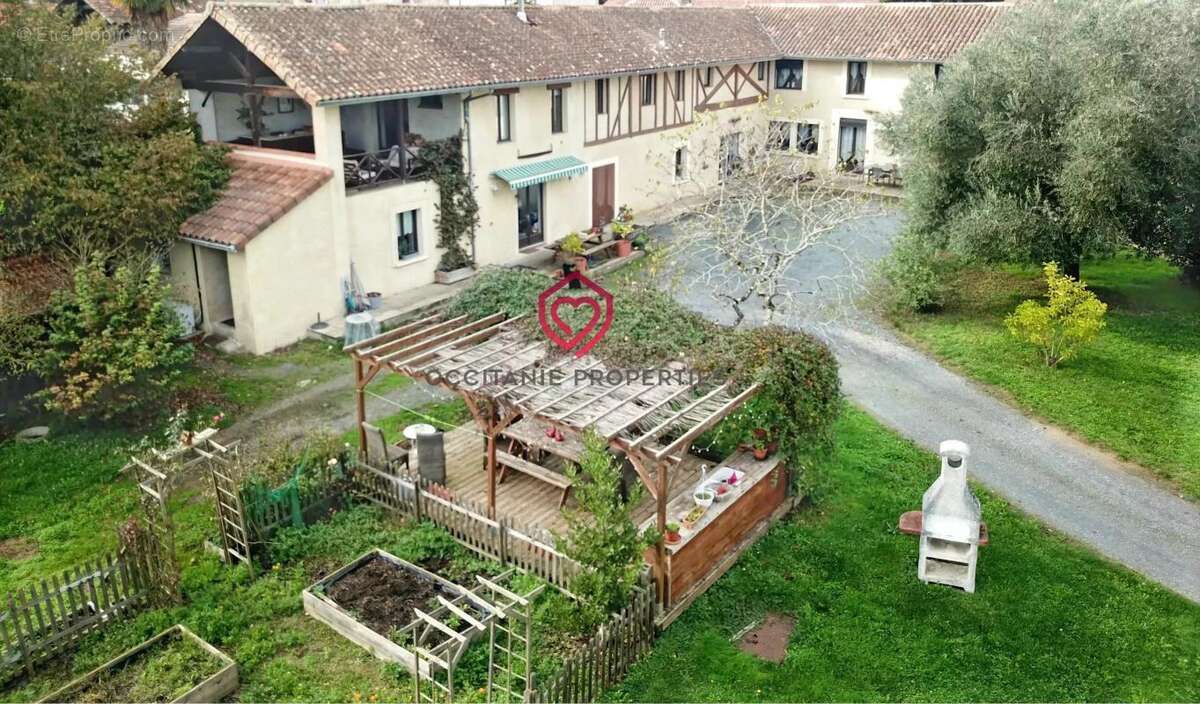 Grande maison de village avec piscine à Haget - photo 20