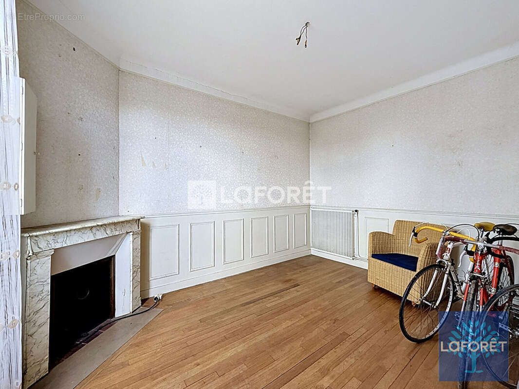 Appartement à VIGNEUX-SUR-SEINE