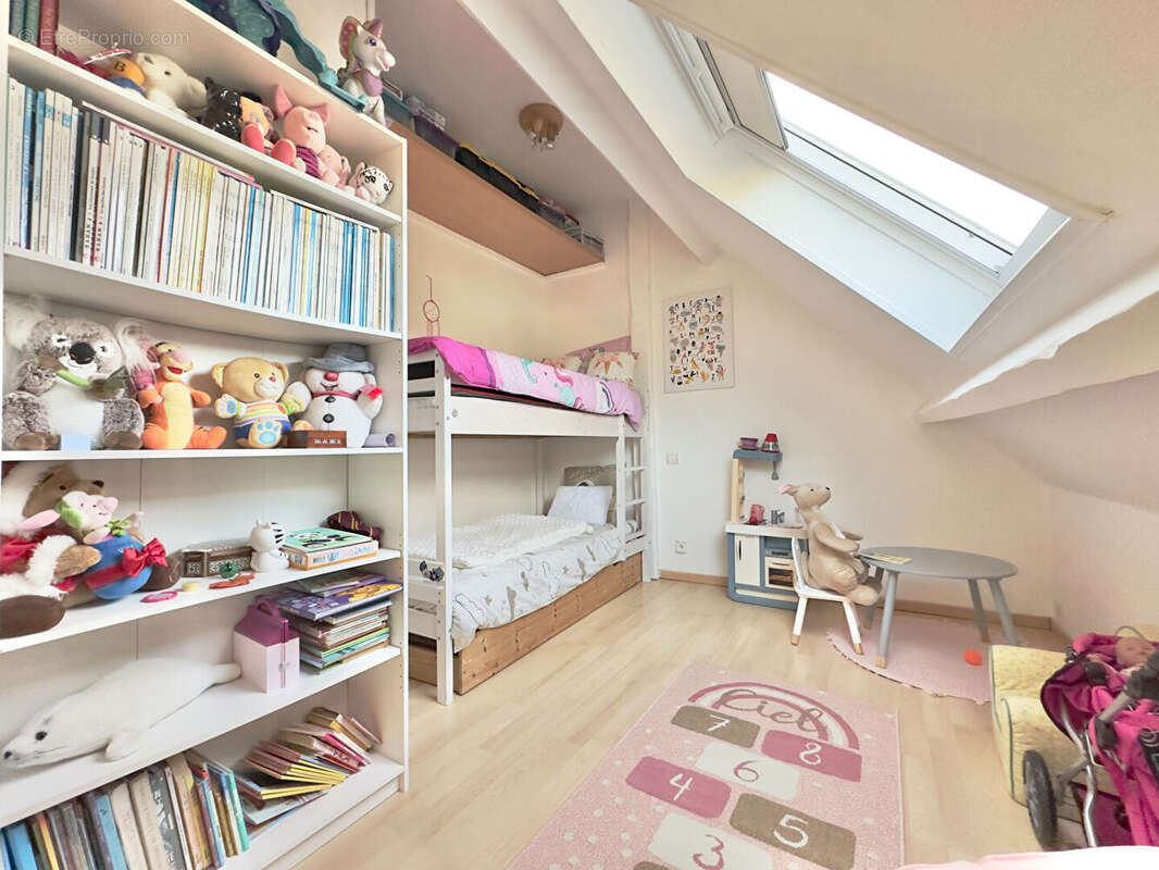 Maison à QUINCY-VOISINS