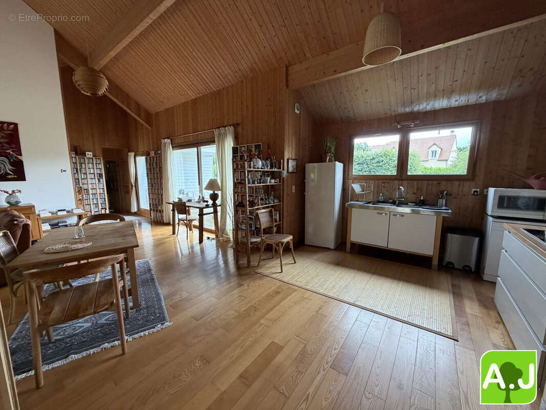 Maison à BREVAL