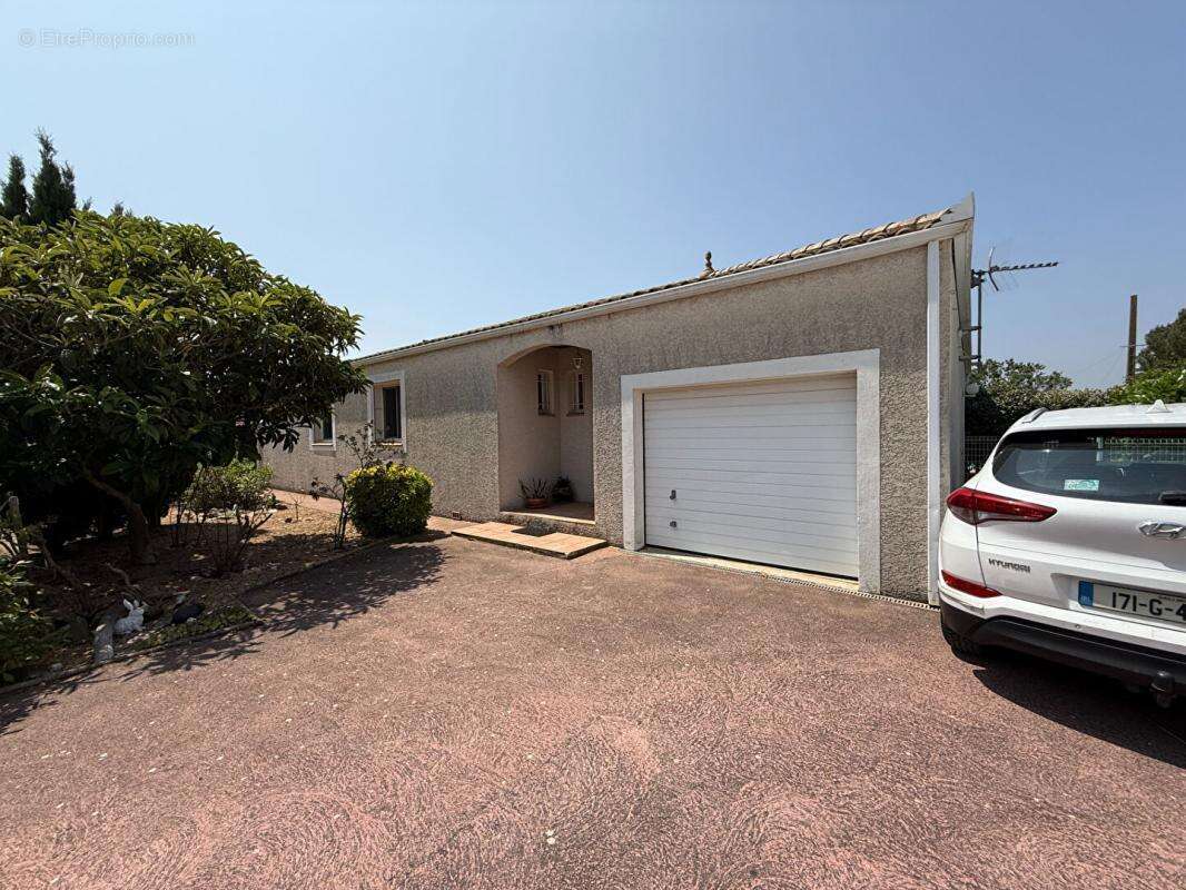 Maison à LIGNAN-SUR-ORB