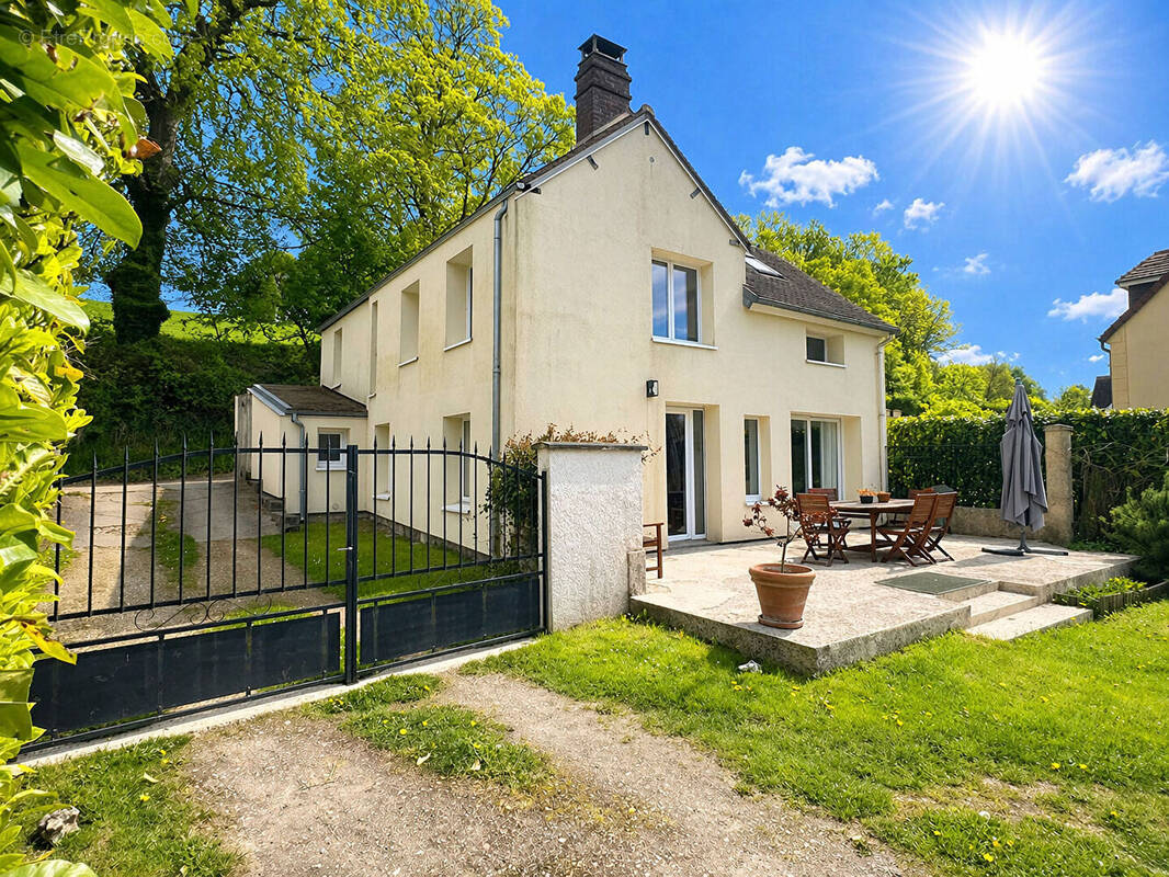 Maison à CHAUMONT-EN-VEXIN