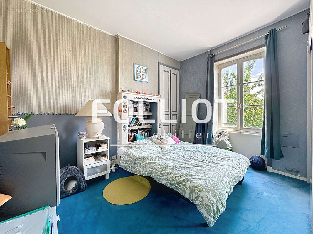 Maison à DONVILLE-LES-BAINS