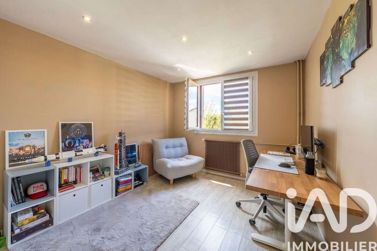 Photo 8 - Appartement à THIAIS
