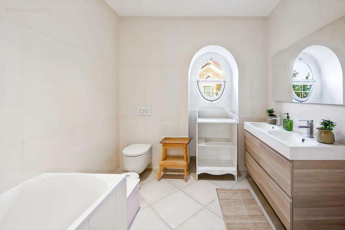 Maison à VILLEMOMBLE