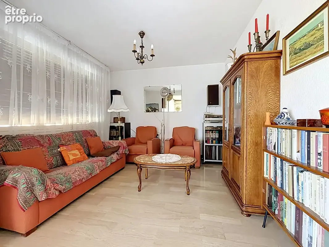 Appartement Marseille  T3/4  avec balcon Chartreux - photo 4