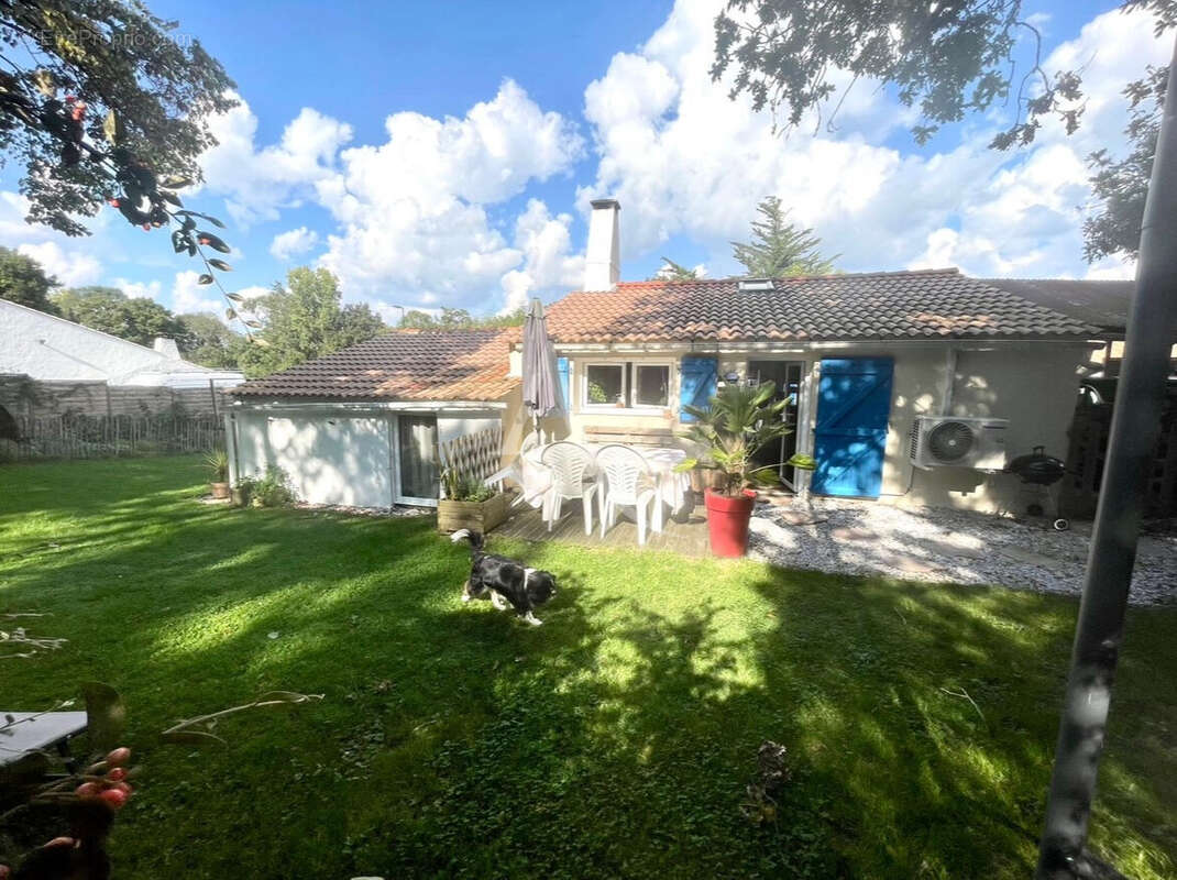 Maison à SAINT-MAIXENT-SUR-VIE