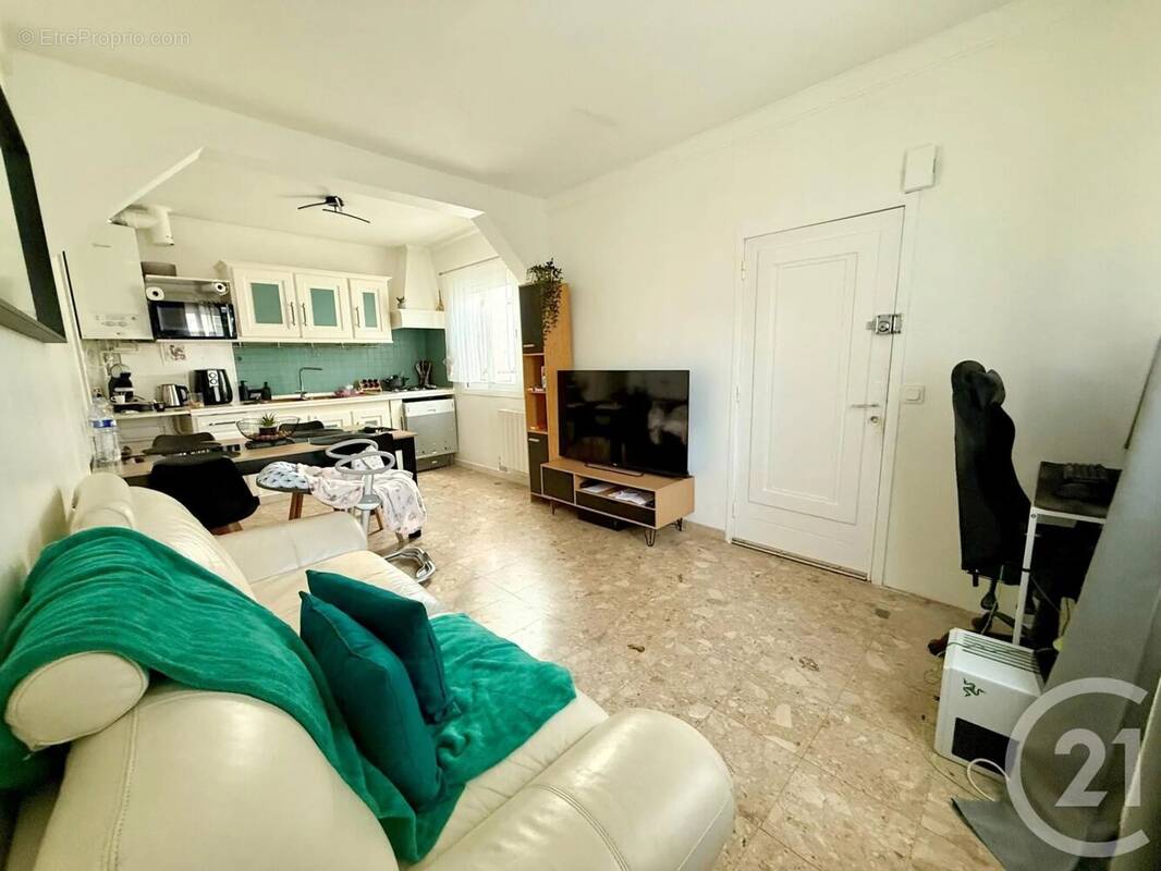 Maison 40 m² à Argenteuil  - photo 2