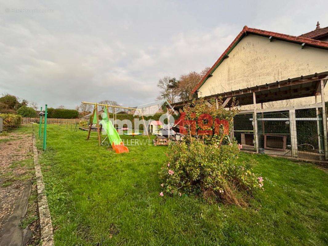 Maison à BEAUCHAMPS