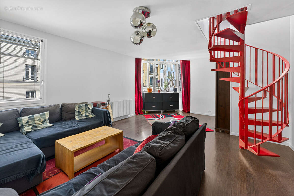 Appartement à PARIS-20E