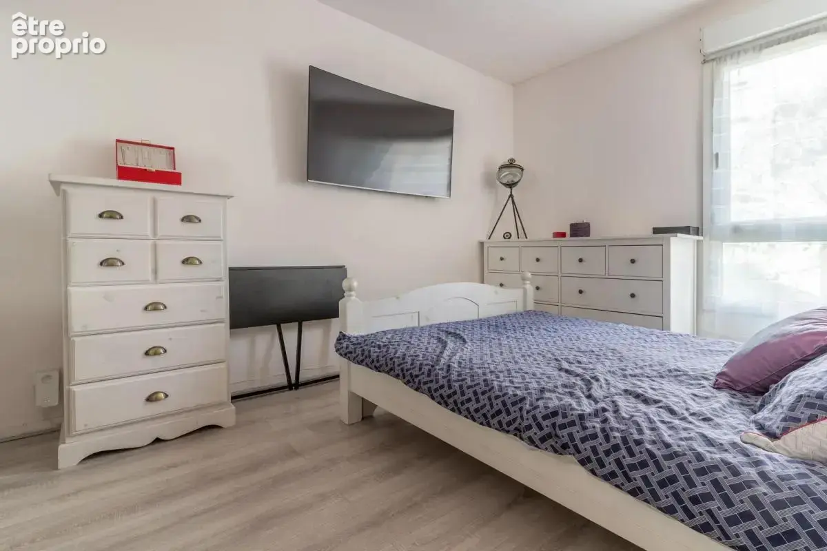 Appartement 3 pièces de 67 m² à Suresnes - photo 6