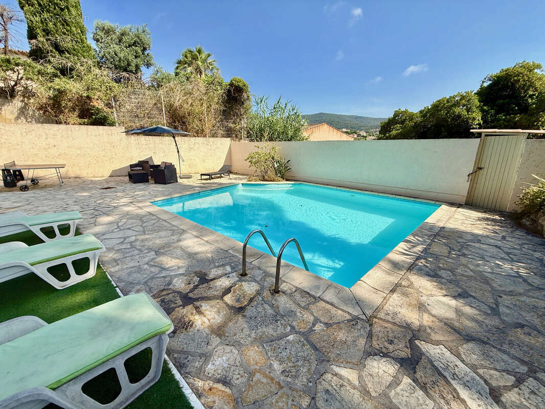 Maison à CAVALAIRE-SUR-MER