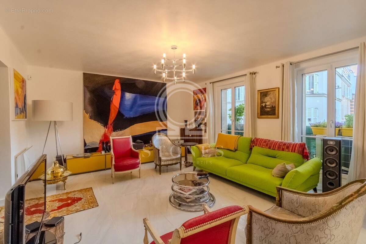 Appartement à PARIS-11E