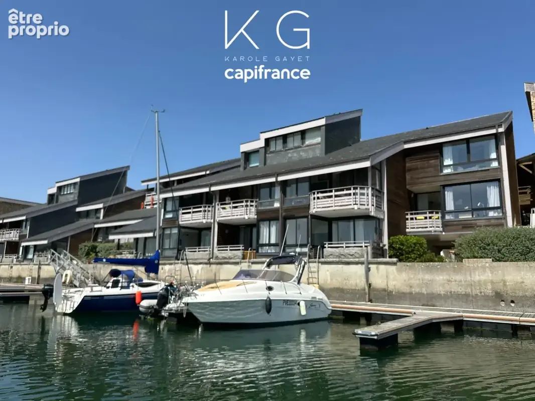 Port-Deauville à vendre appartement 104 m2 3 chambres avec terrasse exposée sud-est et vue panoramique sur le bassin - photo 2