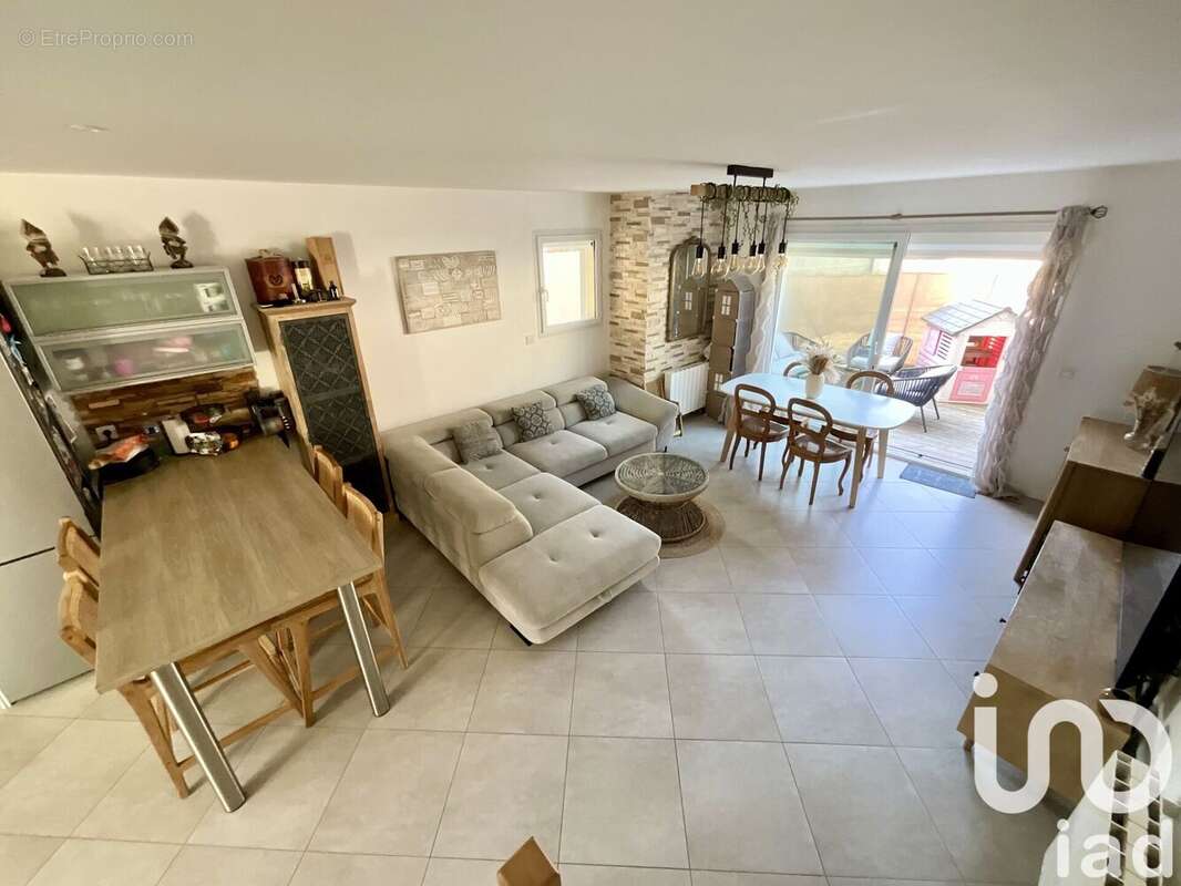 Photo 2 - Maison à SAINT-GERMAIN-LES-ARPAJON