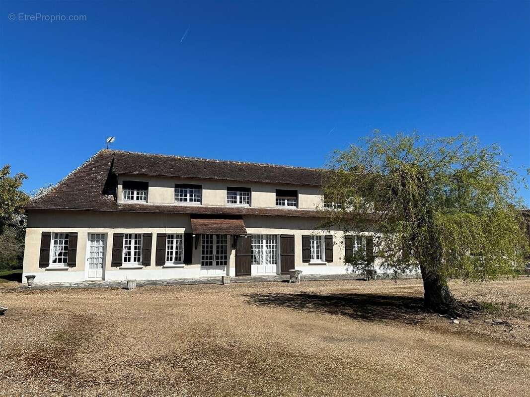 Maison à CRUCEY-VILLAGES