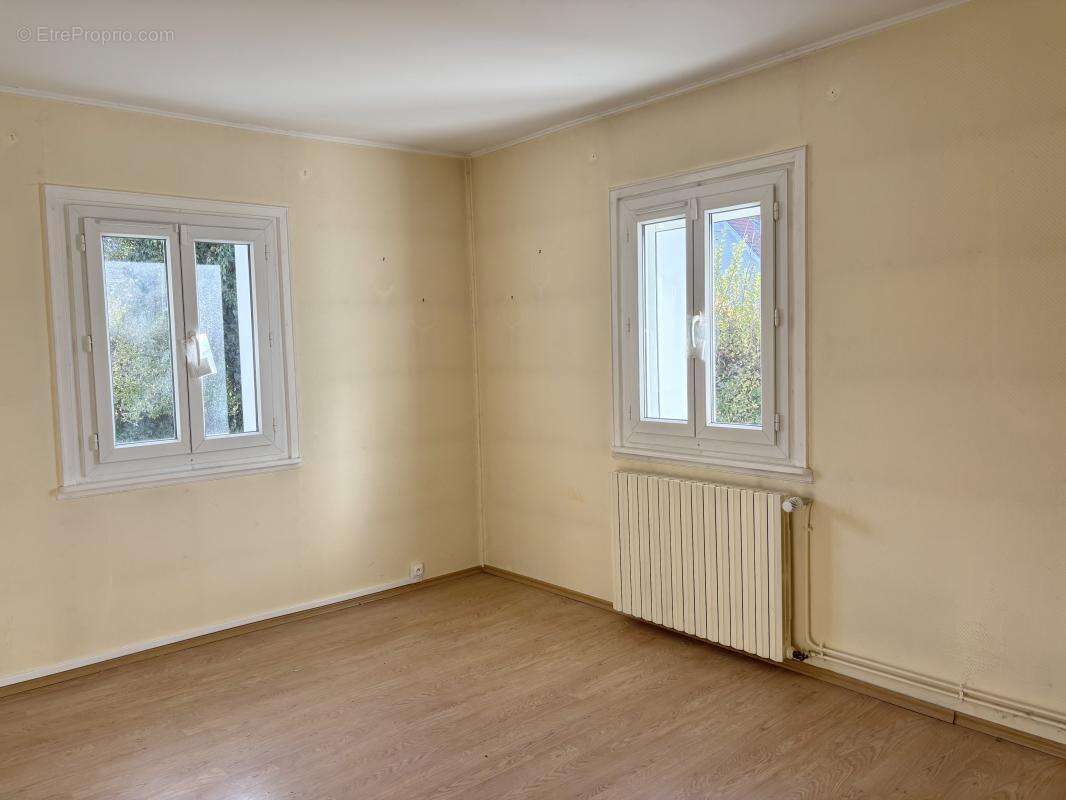 Maison à MONT-SAINT-MARTIN