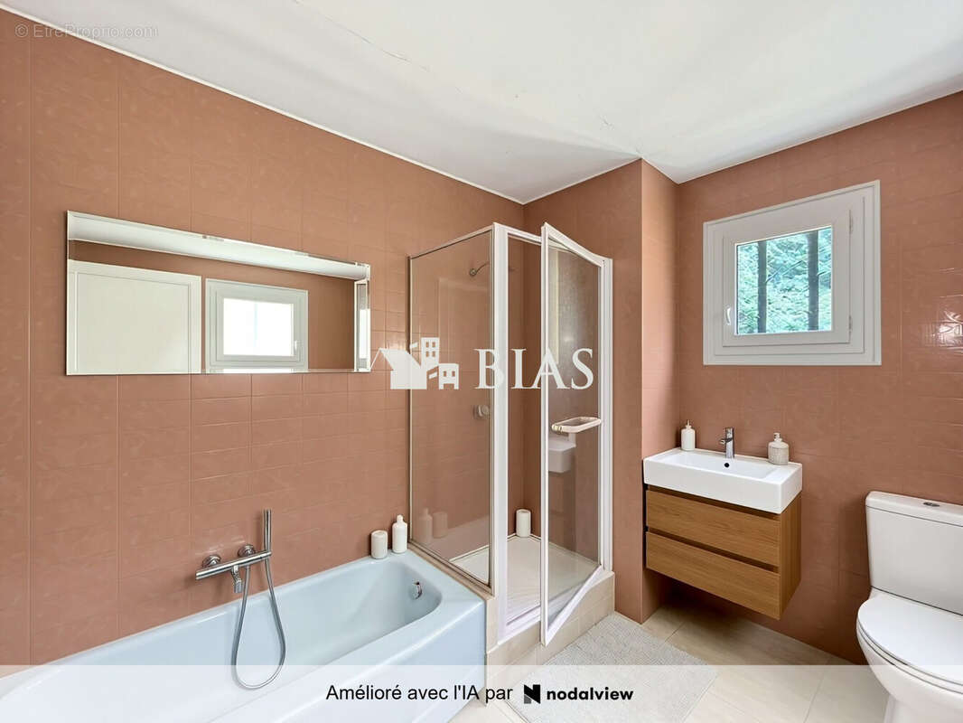 Maison 162 m² à Pont-L'eveque  - photo 9