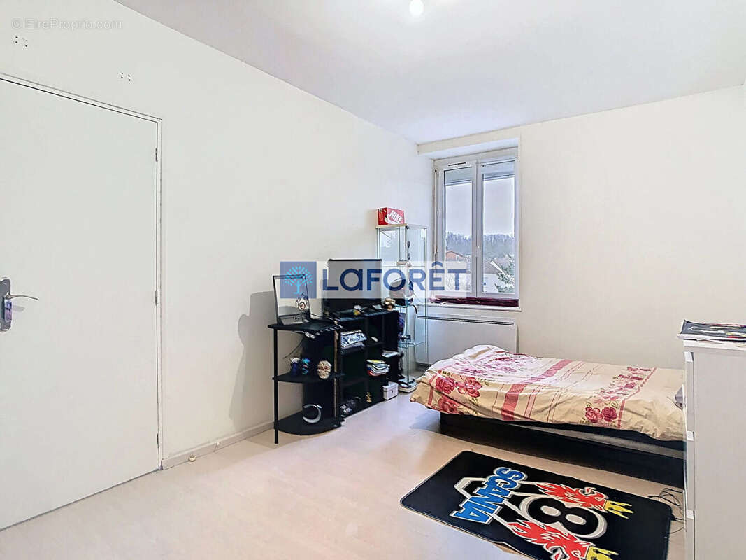 Maison à CHAMOUILLEY