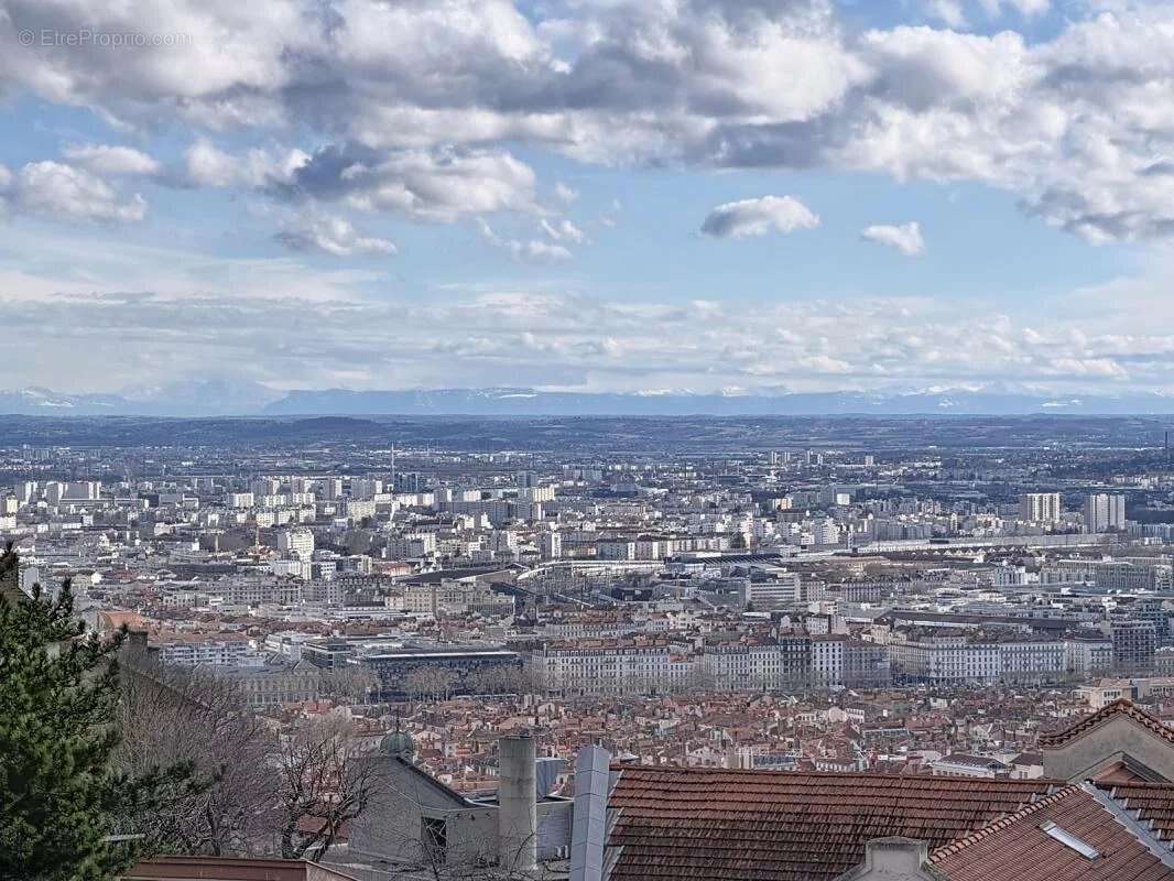 Appartement à LYON-5E