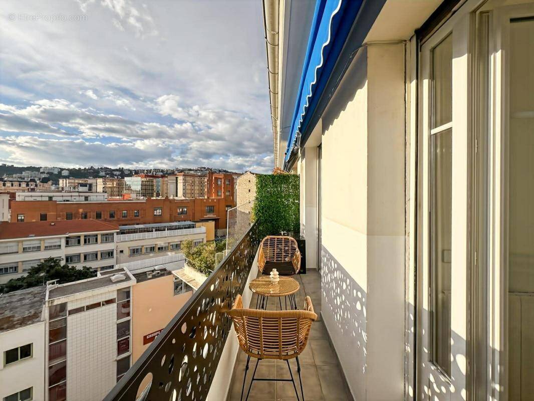 Appartement à NICE