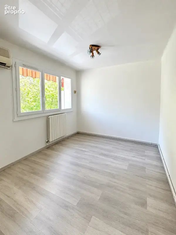 Photo Appartement à Toulon au prix de 125 000€