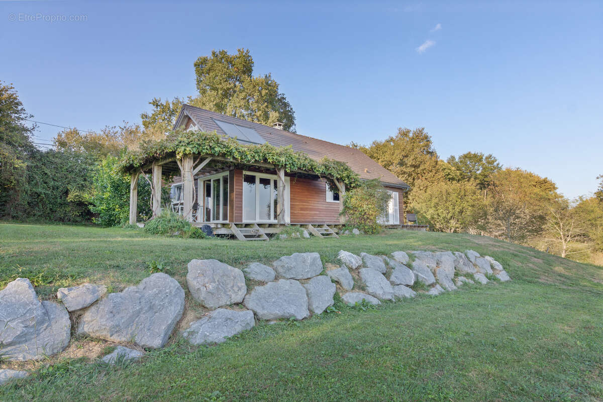 Maison à L&#039;HOPITAL-D&#039;ORION