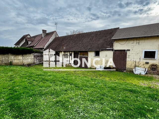 Maison à SAINT-MARCEL