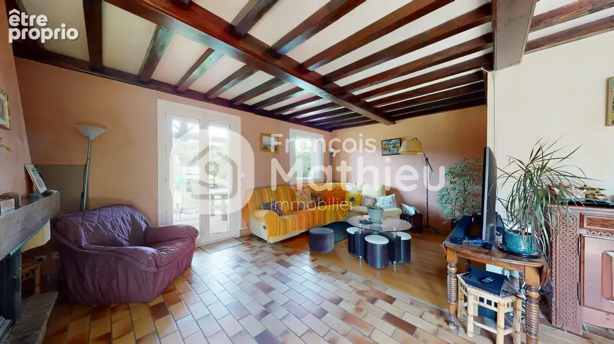 Secteur Saint-André-de-Corcy - Maison de plain-pied 5 pièces 130 m2 hab - 3 Chambres - Double garage et terrai - photo 5