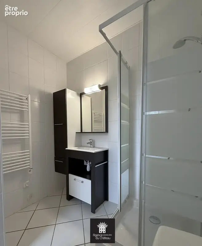 STUDIO 20m2 Calme et Clair en RdC sur cour- Proximité Gare VERSAILLES CHANTIERS - Bon Etat. - photo 7