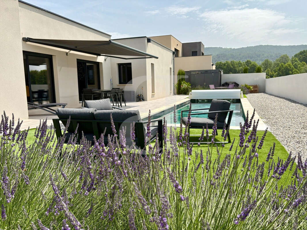 Maison à VAISON-LA-ROMAINE