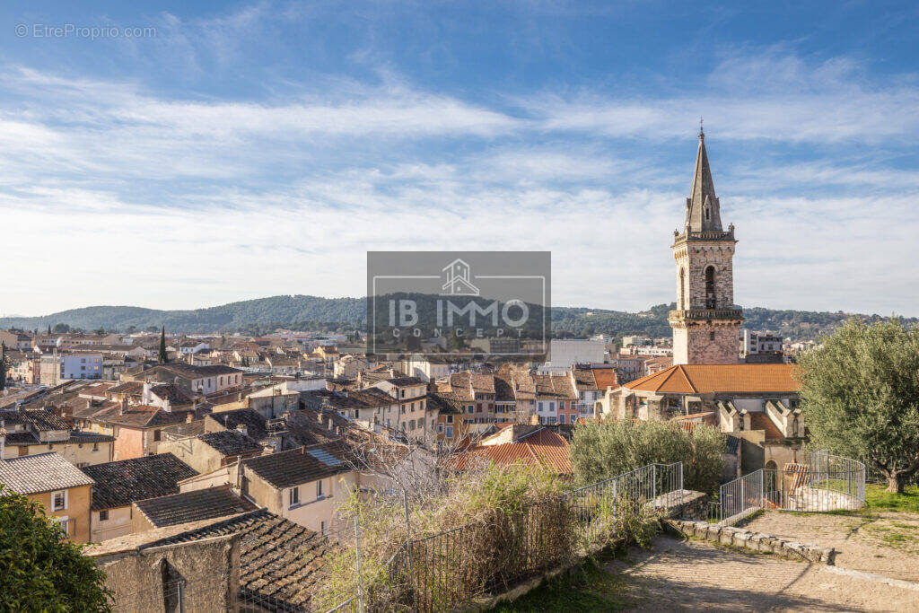 Appartement à DRAGUIGNAN