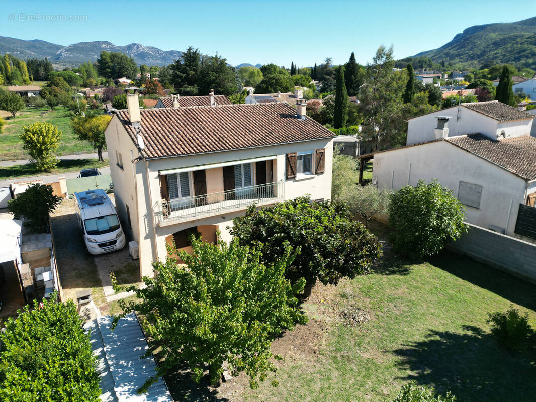 Maison à LAROQUE