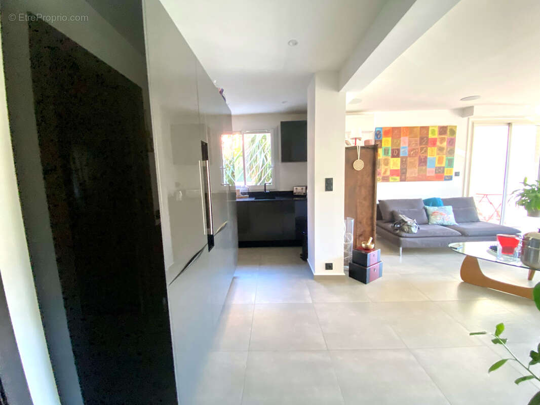 Appartement à LE CANNET