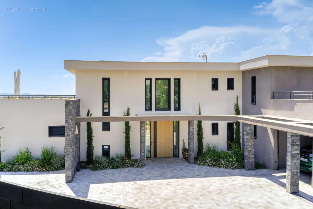 Maison à OPIO