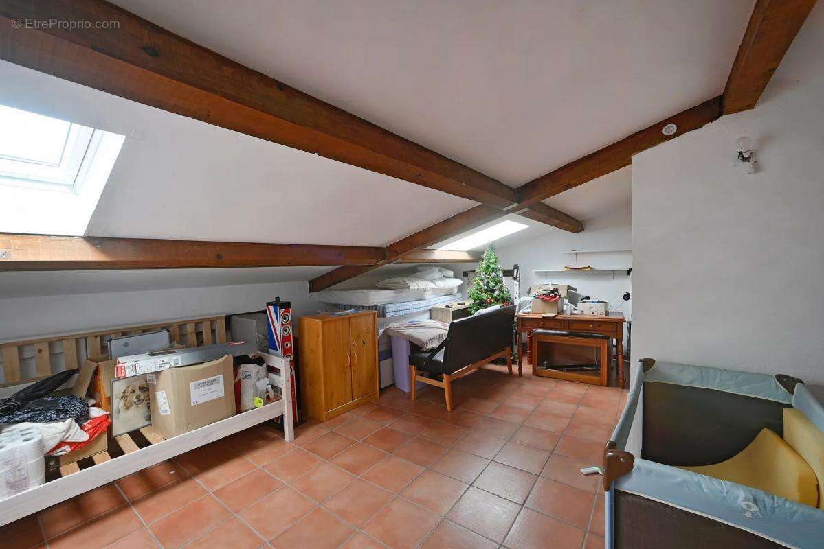 Maison à SAINT-ALBAN-AURIOLLES