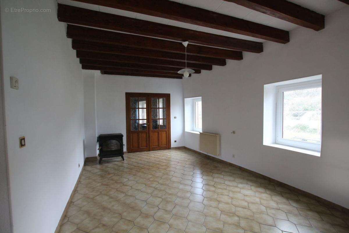 Maison 179 m² à Limony  - photo 2
